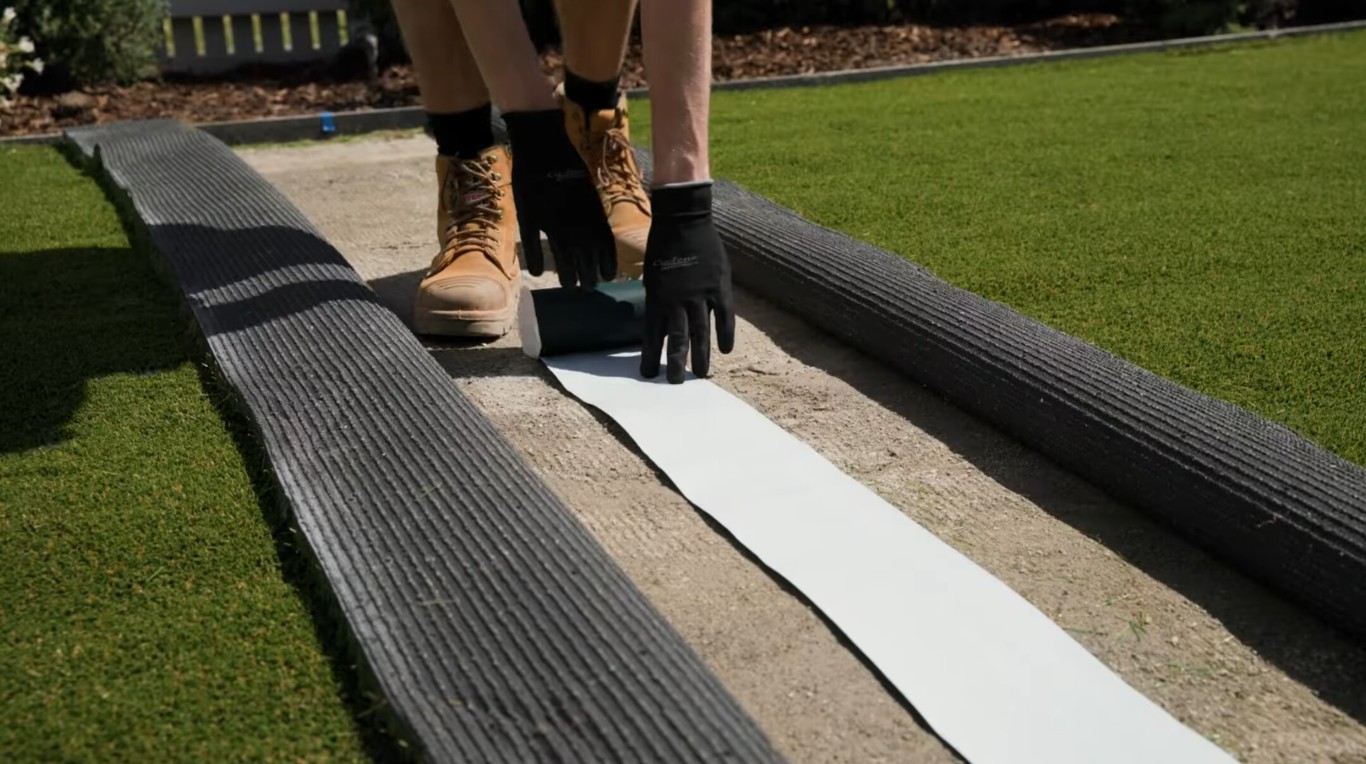 Professional artificial grass seaming installation in Waukegan, IL